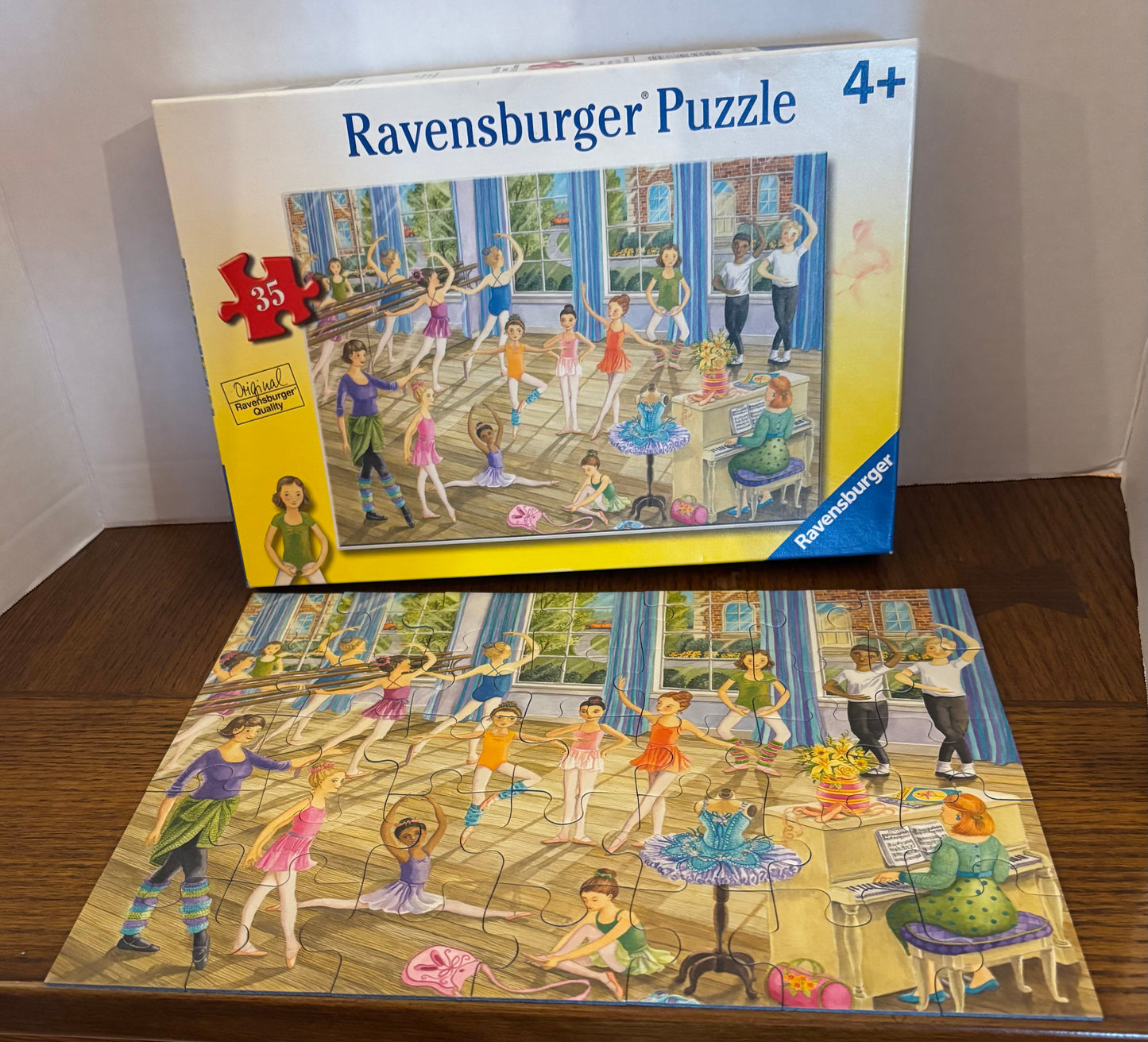 Ravensburger 35 Pice Jigsaw Puzzle Puzzle "Ballet Lesson" # 087792