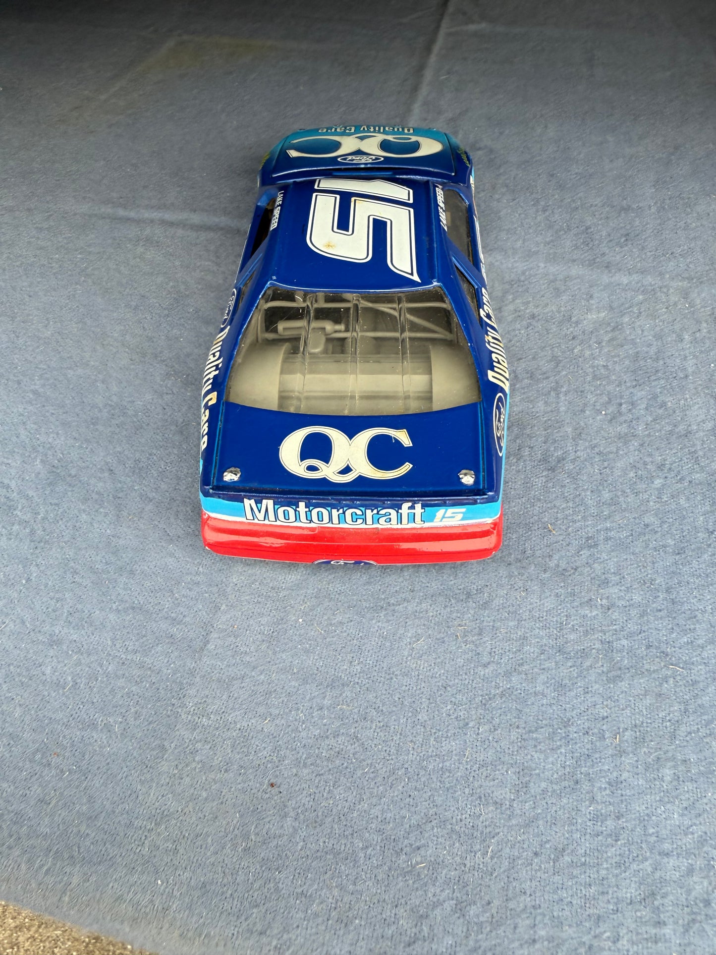 1994 RACING CHAMPION 1:24LAKE SPEED #15 QUALITY CARE FORD THUNDERBIRD