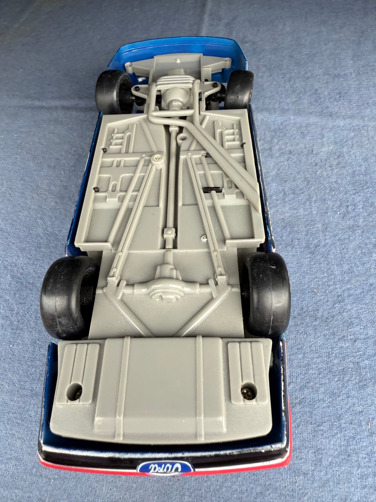 1994 RACING CHAMPION 1:24LAKE SPEED #15 QUALITY CARE FORD THUNDERBIRD