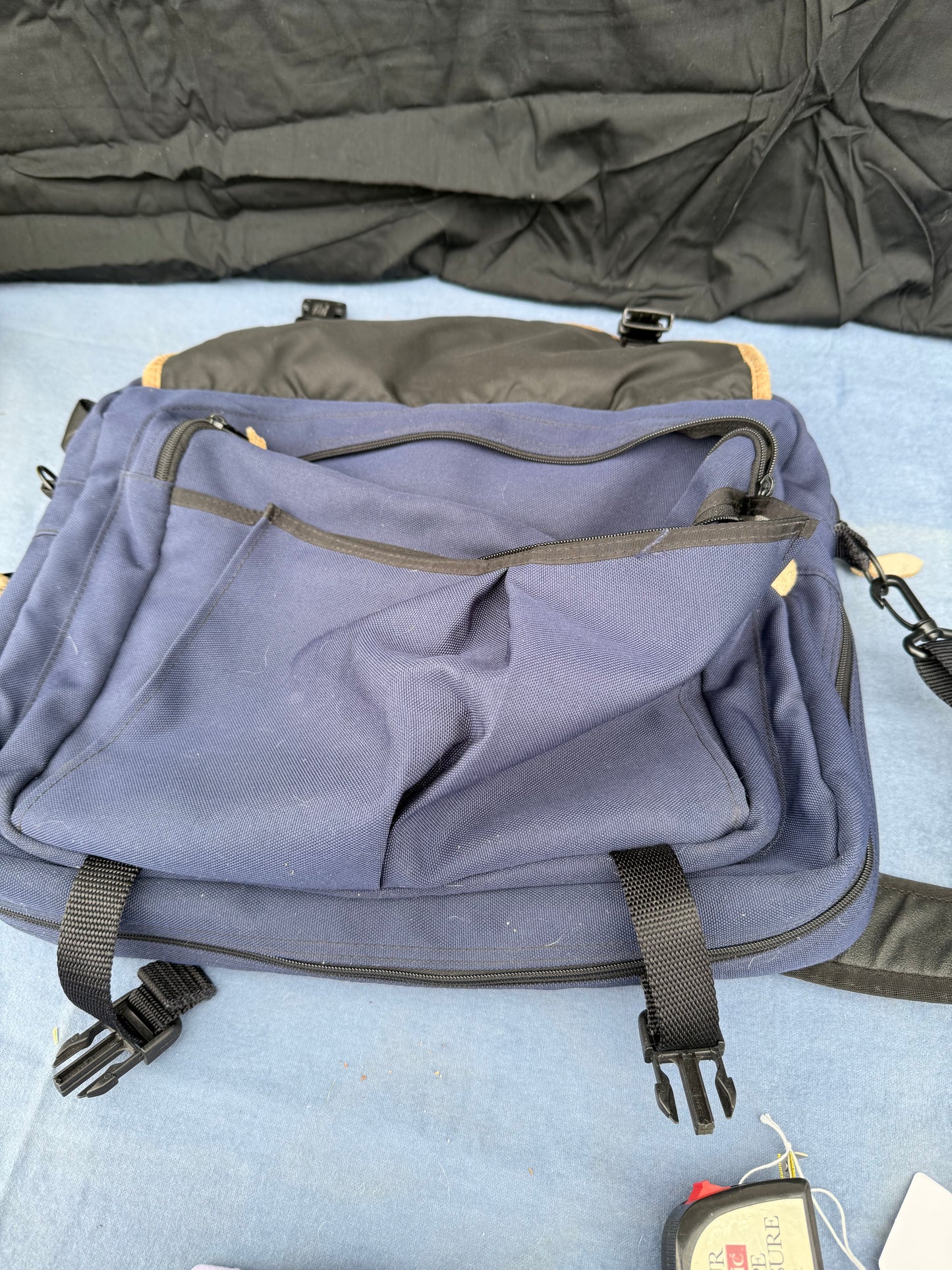 L. L. BEAN CANVESS LEATHER TRAVEL CARRY ON BAD