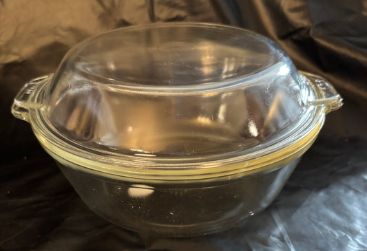 Vintage Round Casserole Dish with Lid 2 qt