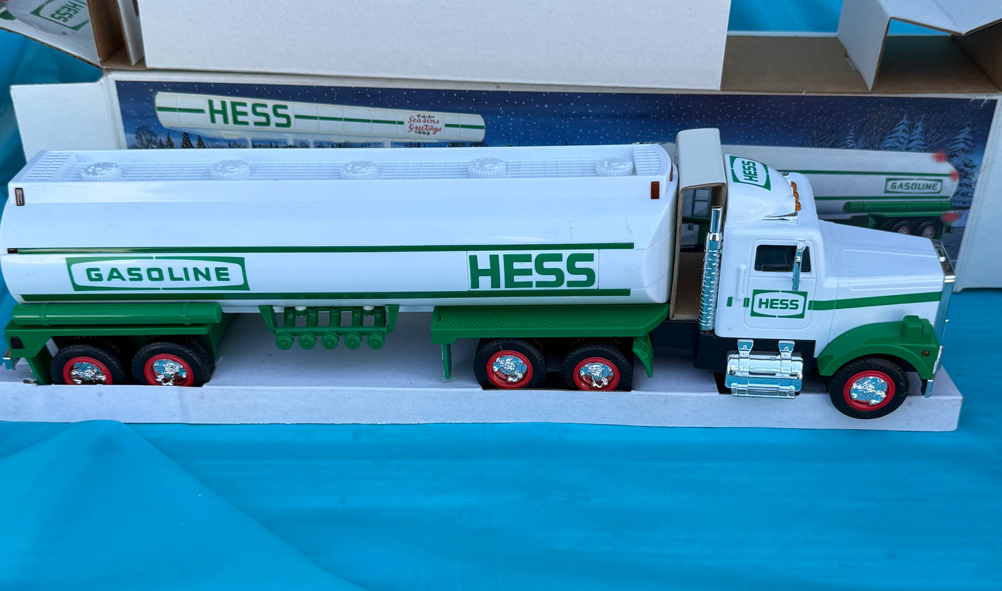 1990 HESS TOY TRUCK