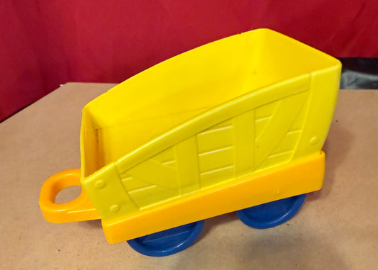 MATTEL 2017 THOMAS YELLOW FARM CART