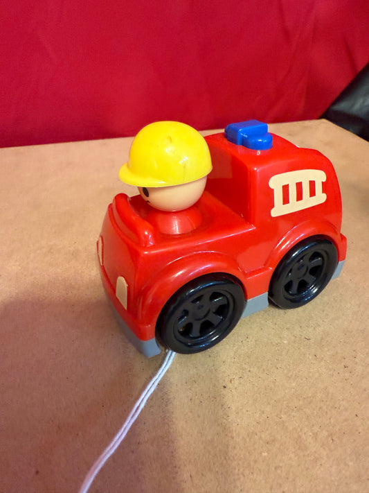PLASTIC FIRE TRUCK
