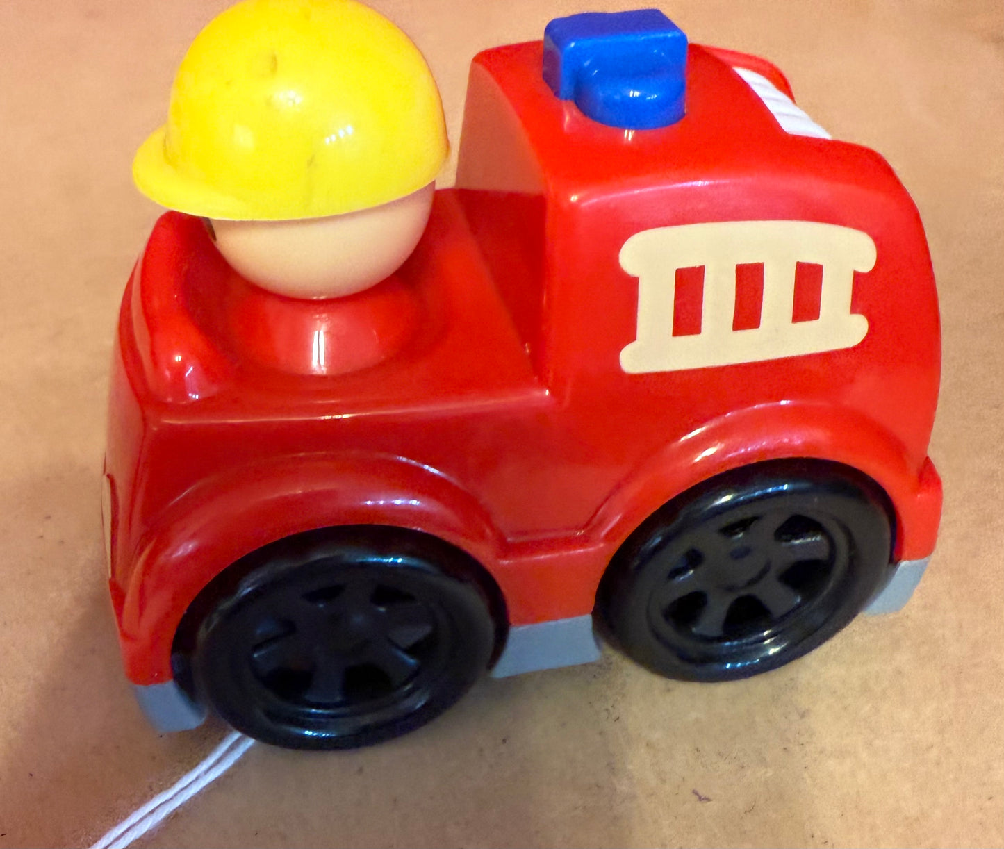 PLASTIC FIRE TRUCK