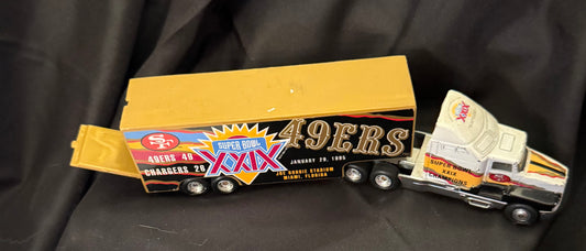 Matchbox White Rose NFL San Fransisco 49ers Tractor Trailer