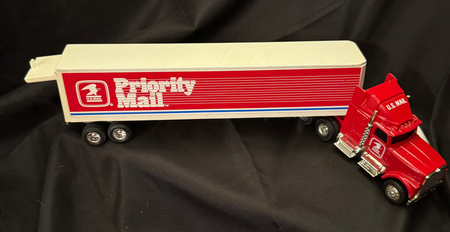 Ertl 1:63 Mail Tractor Trailer