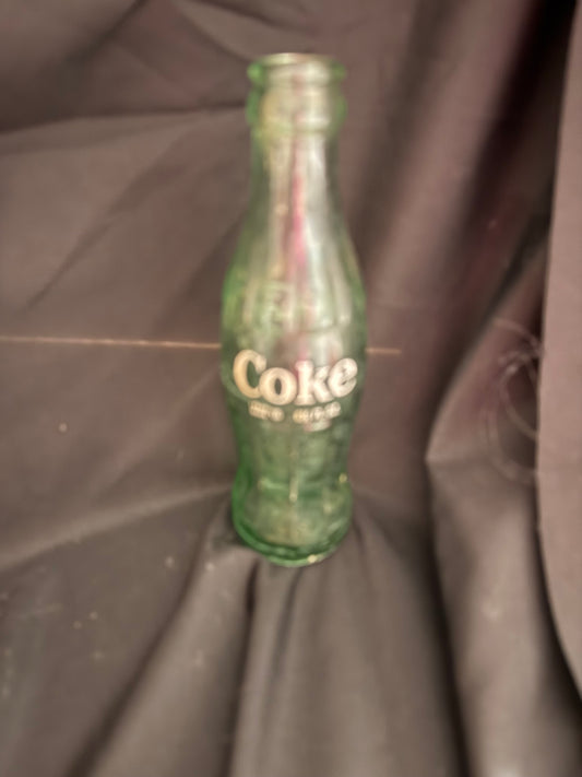 CLASSIC COCA COLA EMPTY GREEN HOBBLE SKIRT OR MAE WEST BOTTLE WITHOUT CAP