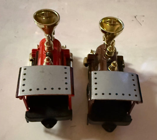 2 POWER STEAM LOCOMOTIVES PULL BACK