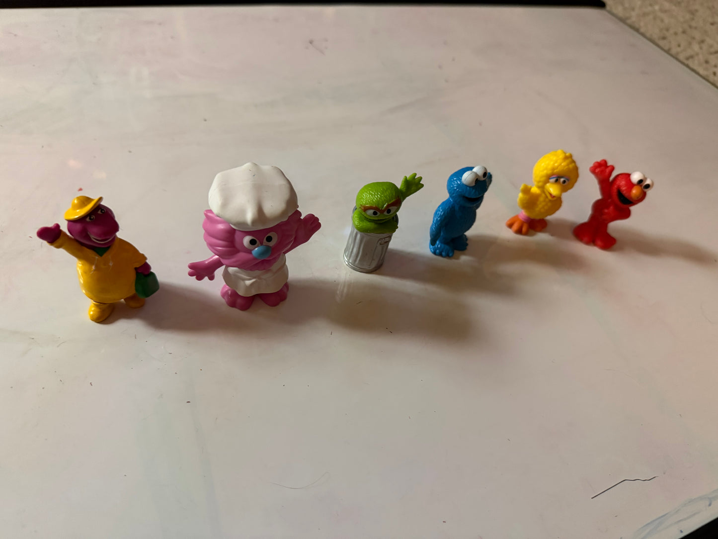 SESAME STREET & BARNEY Cake Toppers