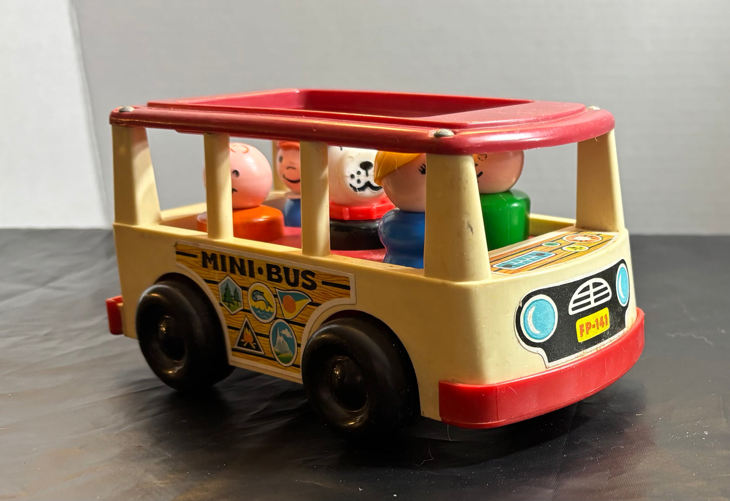 Vintage Fisher Price Little People Mini Bus #141